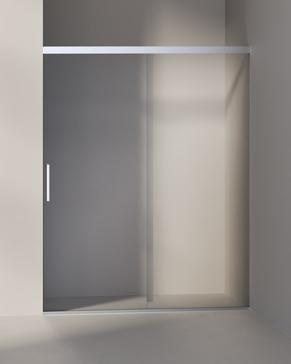 duschdörr med skjutdörr