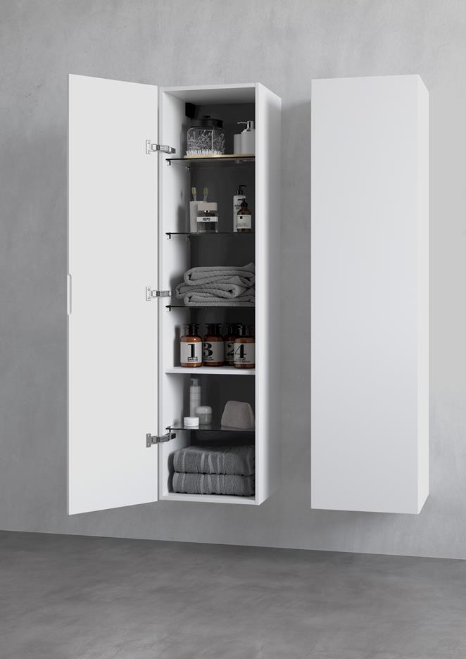 Högskåp Viskan Solid 40 i Premium White. Infällt grepp i sidan.