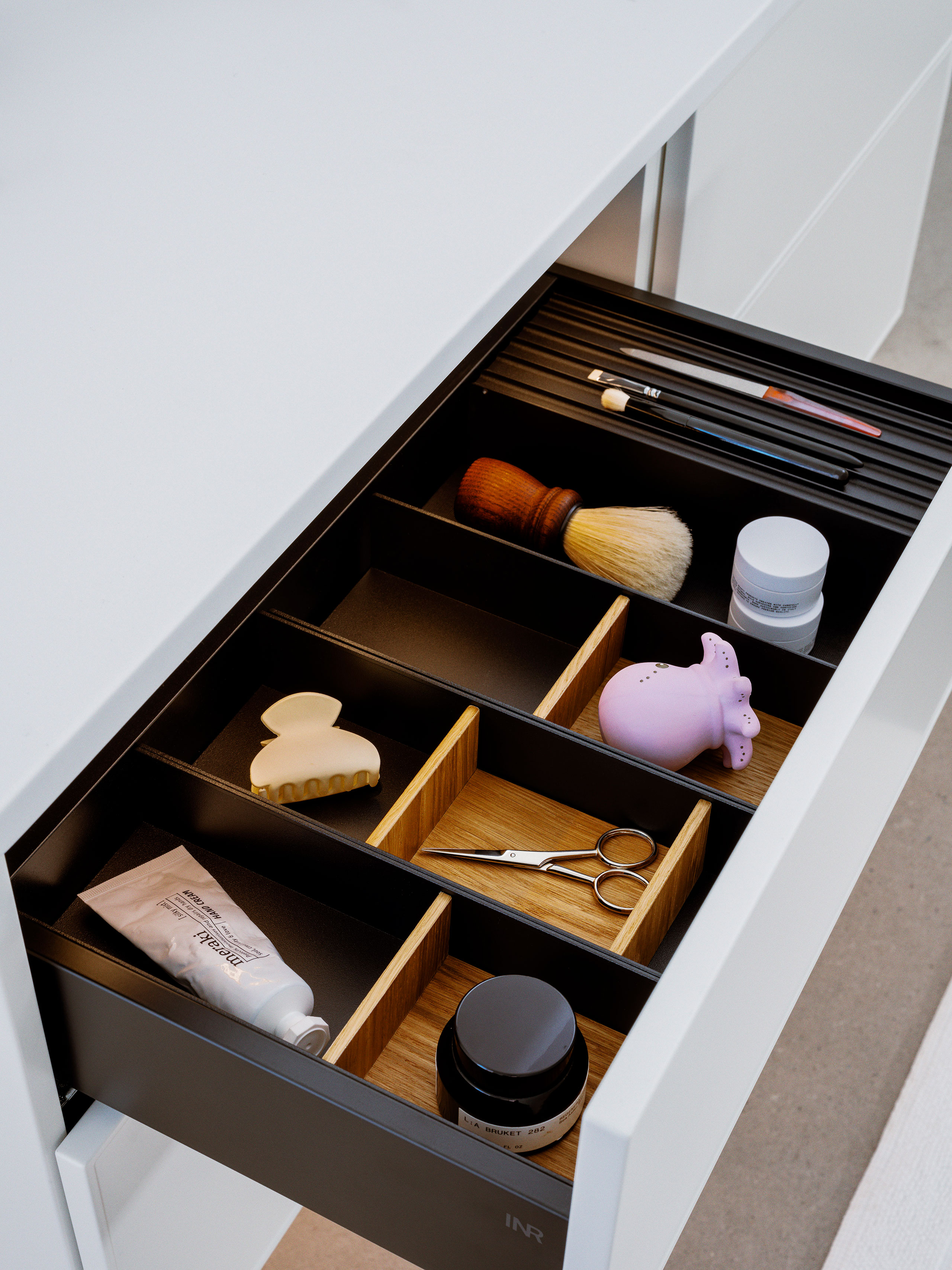 Viskan Shade 120 E med tillval Plus Light.