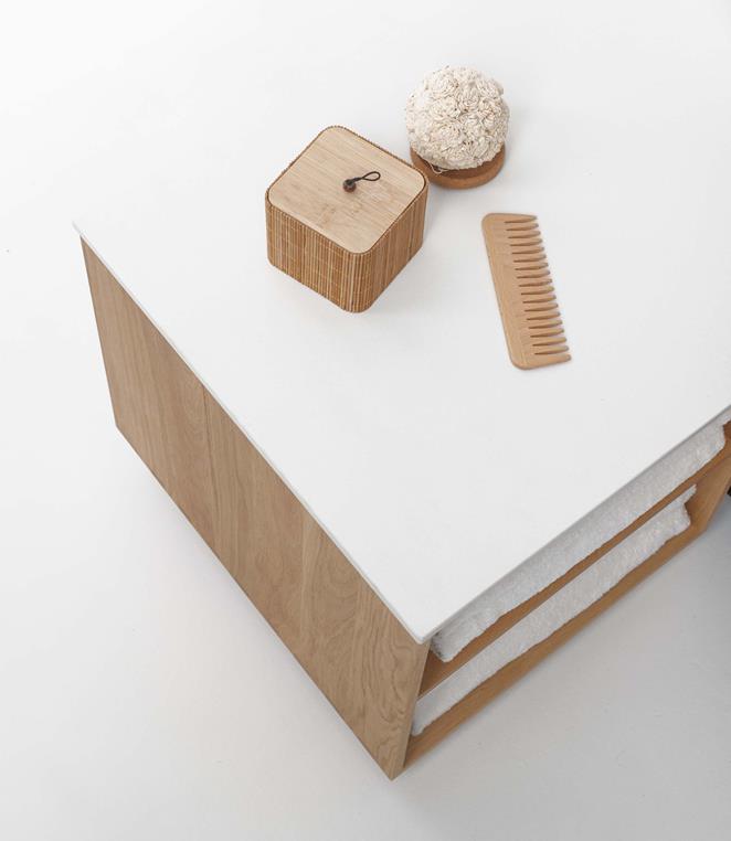 Air Wood i Natural Oak med bänkskiva Plain White.