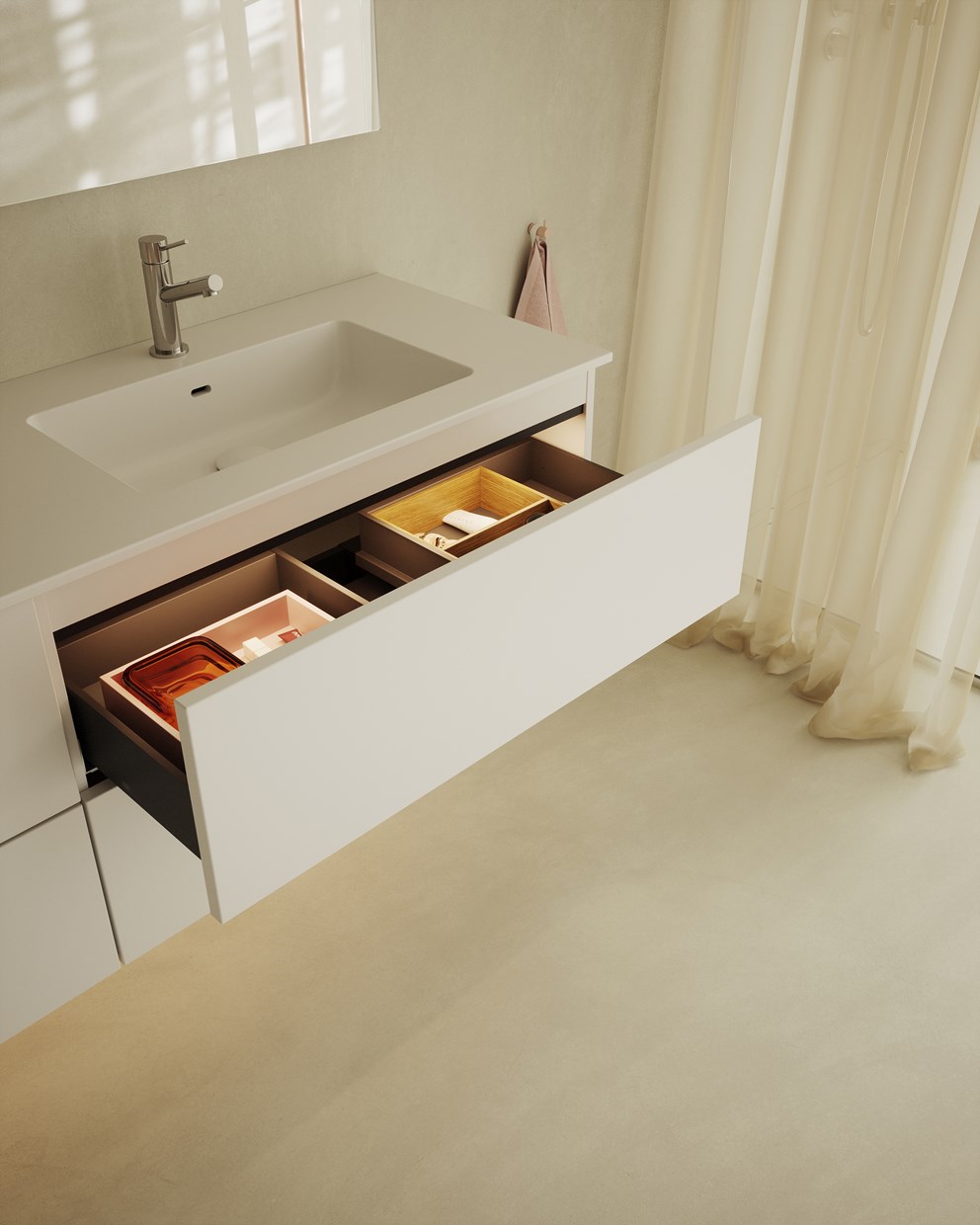 Kommod Core Solid med tillval Plus Light och Plus Divider.