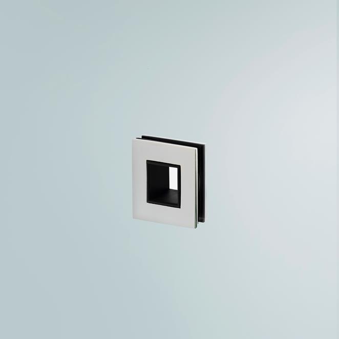 55 x 55 mm, Insida: 25 x 25 mm, D: 15 mm. Ingår som standard. Kostnadsfritt alternativ på Arc Skjutdörr.
