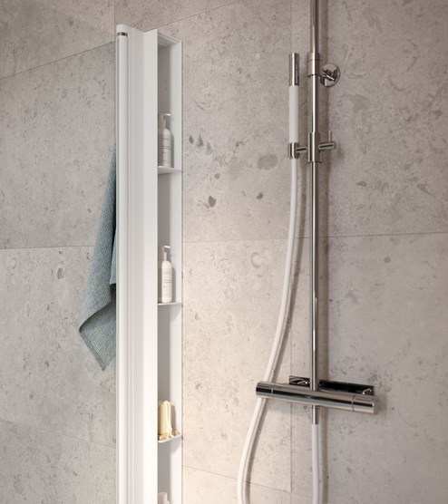 Pile är en innovativ duschhylla som integreras i väggprofilen i Linc.